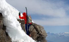 Ski für die Abfahrtsvariante